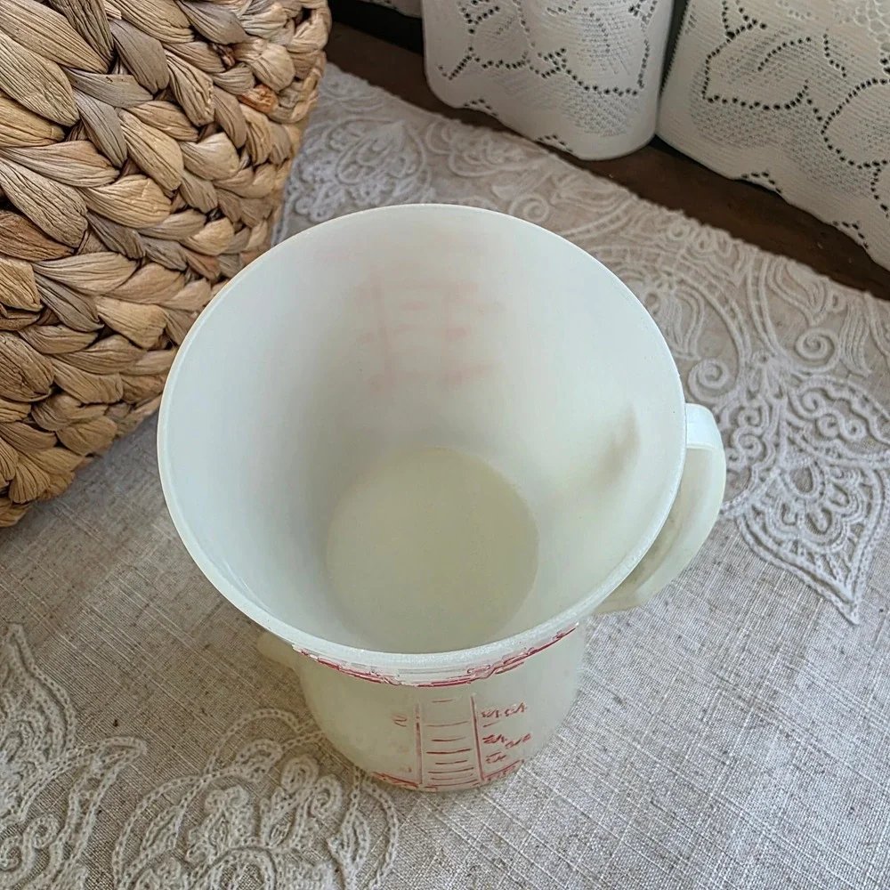 Vintage Tupperware Measuring Cup: Double Sided‎ Wet/Dry 1-Cup Plastic Hourglass